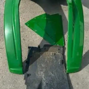 GOOD USED JOHN DEERE CAB