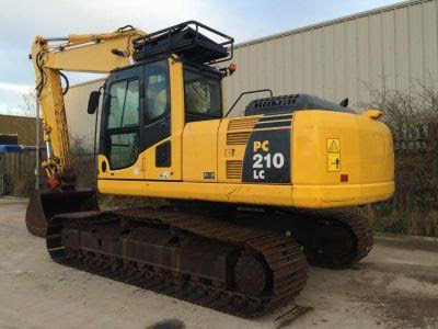 KOMATSU PC210LC-8