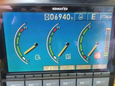 KOMATSU PC210LC-8 - Image 2